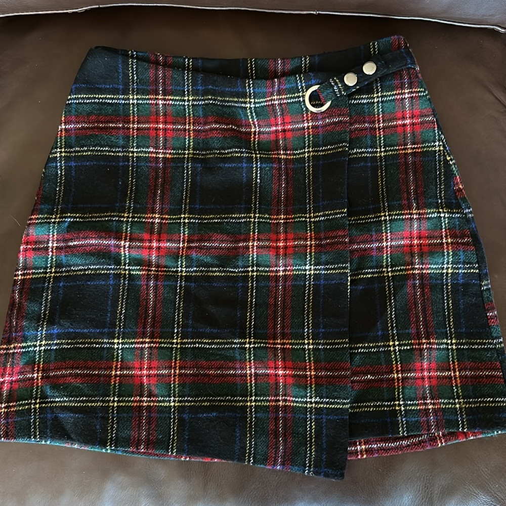 Francesca’s Mi Ami plaid skirt size M